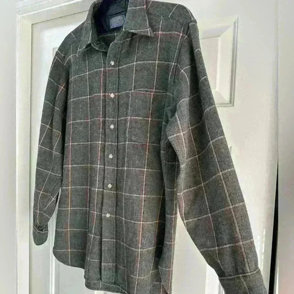 VINTAGE PENDLETON 100% VIRGIN WOOL LODGE BUTTON UP SHIRT SIZE MEDIUM PLAID - Picture 2 of 9